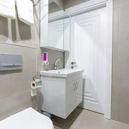 Wp White Palace