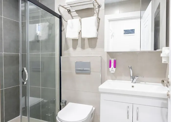 מלון Wp White Palace *